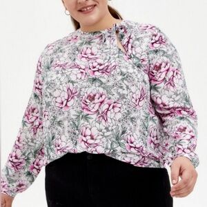 Torrid Georgette Bow Tie Blouse 1X Floral